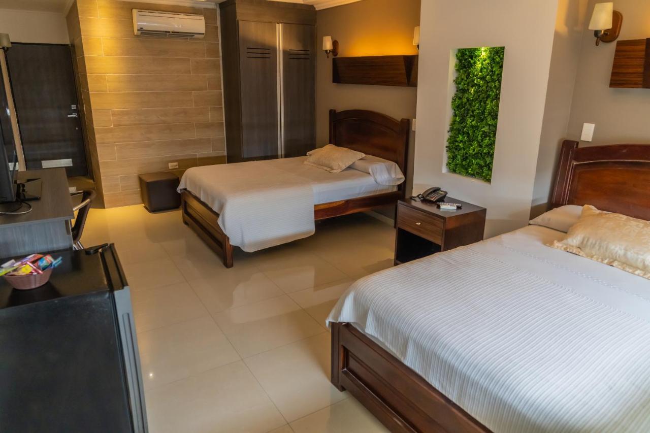 Torre Mar Hotel Buenaventura Exterior photo